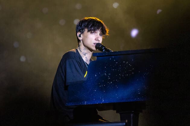 Ultimo Performs In Ancona, Italy Ultimo during the concert, ultimo stadi 2022, at Stadio del Conetro, Ancona during the Italian singer Music Concert Ultimo Stadi 2022 on June 17, 2022 at the Stadio del Conero in Ancona, Italy Ancona Italy  Copyright: xValeriaxLipperax originalFilename: livemedia-ultimost220617_np0vn.jpg