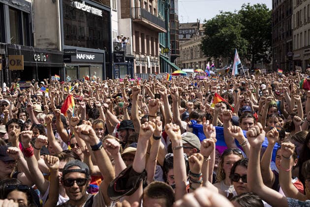 Marche des Fiertes LGBT+ a Strasbourg NEWS: Marche des Fiertes LGBT+, Strasbourg - 18-06-2022 ElyxandroCegarra Panoramic 