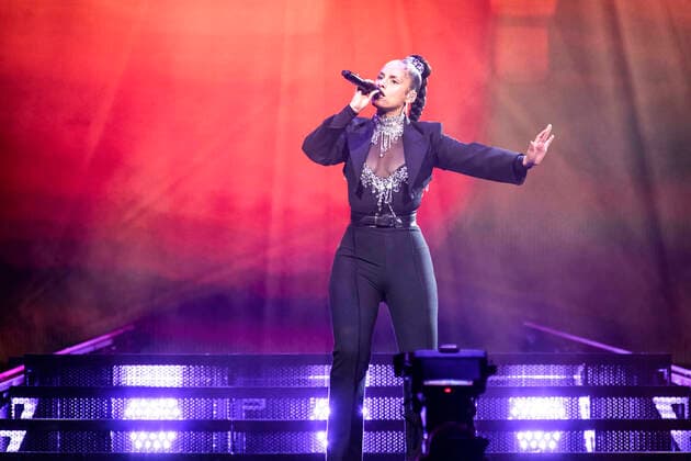 Bilder des Jahres 2022, Entertainment 06 Juni Entertainment Themen der Woche KW24 Alicia Keys Oslo, Norway. 27th, June 2022. The American R&B singer, songwriter and musician Alicia Keys performs a live concert at Oslo Spektrum in Oslo. Oslo Norway Oslo Spektrum  Copyright: xGonzalesxPhoto TerjexDokkenx