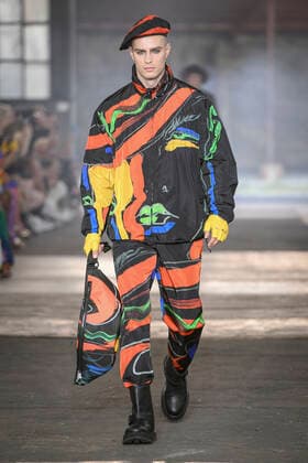 Milan, Milan Fashion Week, men s spring summer 2023. Milan, Men s fashion, spring summer 2023. MOSCHINO fashion show catwalk Pictured: model  Copyright: xBlufotox xipa-agency.netx xModaxMilanox