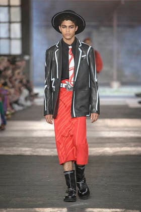 Milan, Milan Fashion Week, men s spring summer 2023. Milan, Men s fashion, spring summer 2023. MOSCHINO fashion show catwalk Pictured: model  Copyright: xBlufotox xipa-agency.netx xModaxMilanox