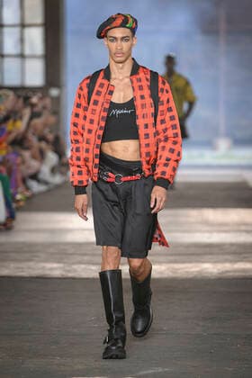Milan, Milan Fashion Week, men s spring summer 2023. Milan, Men s fashion, spring summer 2023. MOSCHINO fashion show catwalk Pictured: model  Copyright: xBlufotox xipa-agency.netx xModaxMilanox