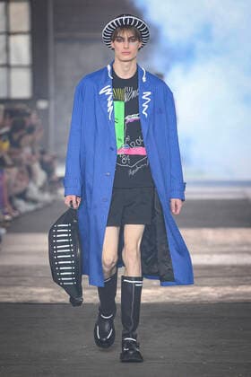 Milan, Milan Fashion Week, men s spring summer 2023. Milan, Men s fashion, spring summer 2023. MOSCHINO fashion show catwalk Pictured: model  Copyright: xBlufotox xipa-agency.netx xModaxMilanox