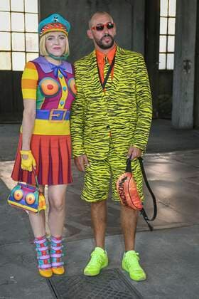 Milan, Milan Fashion Week, men s spring summer 2023. Milan, Men s fashion, spring summer 2023. MOSCHINO fashion show arrives Pictured: Rosson Crow and Beto Grangeiro  Copyright: xBlufotox xipa-agency.netx xModaxMilanox