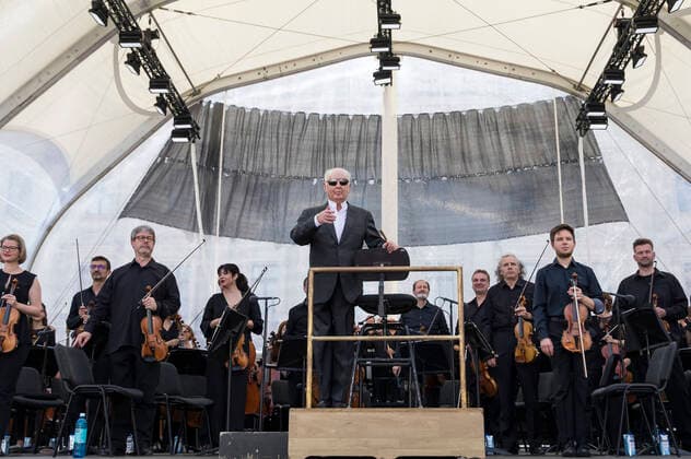 Daniel Barenboim at the Staatsoper für alle 2022 event with works by Schumann and Tchaikovsky live on Bebelplatz Berlin, 19 06 2022 Foto:xB.xKriemannx xFuturexImage