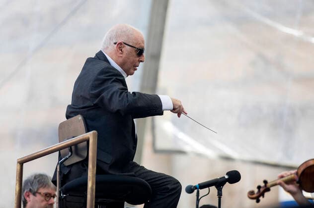 Daniel Barenboim at the Staatsoper für alle 2022 event with works by Schumann and Tchaikovsky live on Bebelplatz Berlin, 19 06 2022 Foto:xB.xKriemannx xFuturexImage