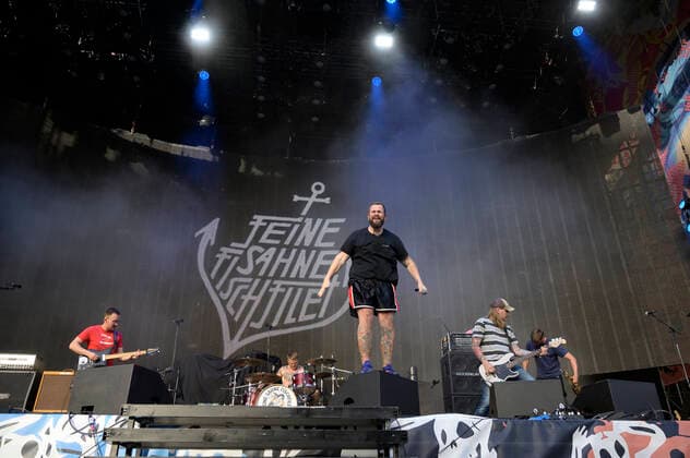 Feine Sahne Fischfilet Jan Monchi Gorkow live at the Olympic Stadium, Munich 18 06 2022