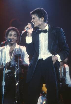 Los Angeles, CA. - Sept 16: Michael Jackson in concert 1983 in Los Angeles, California Copyright: xJeffreyxMayerx xRockxNegativesx xMediaPunchx