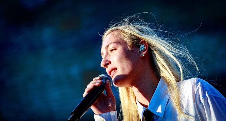 2022 06 21 20 06 58 AMSTERDAM S10 performs during a benefit rally for Ukraine on the Museumplein The event is an initiative of the Ukrainian Ministries of Culture and Foreign Affairs ANP LEVIN DEN BOER netherlands out belgium out  Copyright: xx x450740323x originalFilename: 450740323.jpg