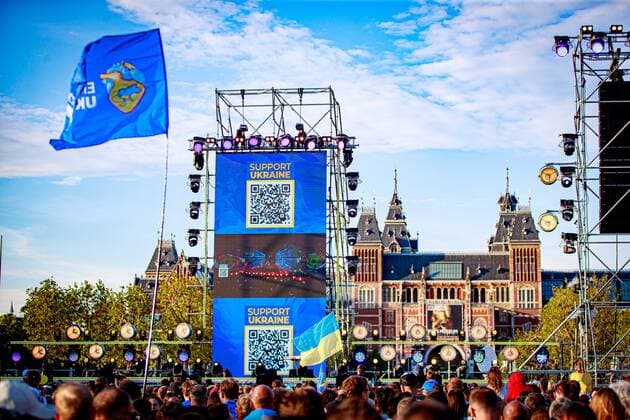 2022 06 21 20 17 50 AMSTERDAM XXX performs during a benefit rally for Ukraine on the Museumplein The event is an initiative of the Ukrainian Ministries of Culture and Foreign Affairs ANP LEVIN DEN BOER netherlands out belgium out  Copyright: xx x450742923x originalFilename: 450742923.jpg
