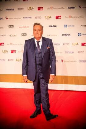 22 06 2022 xesx Frankfurt am Main, Festhalle LEA Live Entertainment Award on the Red Carpet cult singer Roland KAiser ES
