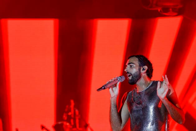 June 22, 2022, ROME, ITALY: Italian singer Marco Mengoni performs in stage during his concert at the Olimpico stadium in Rome, Italy, 22 June 2022..ANSA FABIO FRUSTACI ROME ITALY - ZUMAa110 20220622_zaf_a110_118 Copyright: xFabioxFrustacix