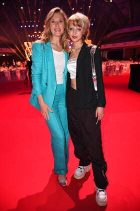 Franziska Reichenbacher with daughter Rosalie Reichenbacher at the 15 LEA Live Entertainment Award in the Festhalle in Frankfurt am Main on 22 06 2022