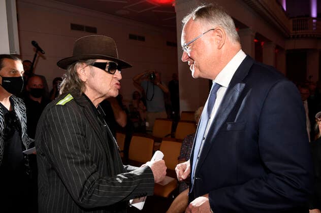 Udo Lindenberg and Stephan Weil at the award ceremony of the Lower Saxony State Prize 2022 to Eske Nannen and Otto Waalkes at the Hannover Congress Centrum Hannover, 22 06 2022 Foto:xC.xNiehausx xFuturexImage