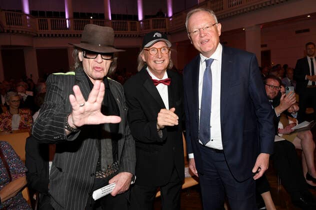 Udo Lindenberg, Otto Waalkes and Stephan Weil at the award ceremony of the Lower Saxony State Prize 2022 to Eske Nannen and Otto Waalkes at the Hannover Congress Centrum Hannover, 22 06 2022 Foto:xC.xNiehausx xFuturexImage