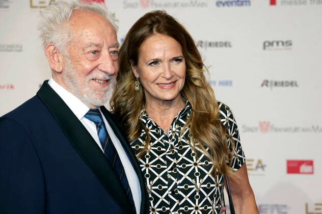 Dieter Hallervorden with wife Christiane Zander at the 15 Live Entertainment Awards 2022 ceremony in the Frankfurt Festhalle Frankfurt am Main, 22 06 2022 Foto:xP.xBackx xFuturexImage