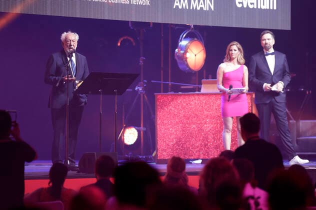 Dieter Hallervorden, Mareile Höppner and Ingo Nommsen at the 15 presentation of the Live Entertainment Awards 2022 in the Frankfurt Festhalle Frankfurt am Main, 22 06 2022 Foto:xP.xBackx xFuturexImage