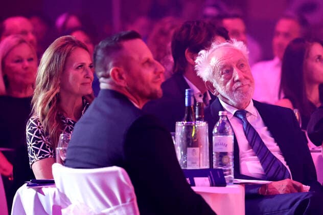 Dieter Hallervorden with wife Christiane Zander at the 15 Live Entertainment Awards 2022 ceremony in the Frankfurt Festhalle Frankfurt am Main, 22 06 2022 Foto:xP.xBackx xFuturexImage