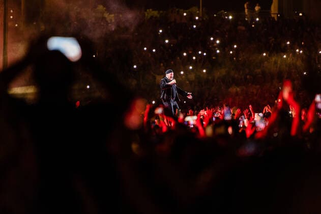 Vasco Rossi Konzert in Bari Vasco Rossi Concert In Bari The singer Vasco Rossi sings during the concert in Bari at the San Nicola stadium on June 22, 2022. Italian singer Vasco Rossi performs during the new tour at the S.Nicola stadium in Bari, Italy on June 23, 2022. For the first time after the reopening after the health emergency, 50,000 have filled the San Nicola stadium. Not only because four years have passed since Vasco Rossi s last concert in Bari, also because of the pandemic Bari Italy  Copyright: xDavidexPischettolax originalFilename: pischettola-notitle220622_nptsz.jpg