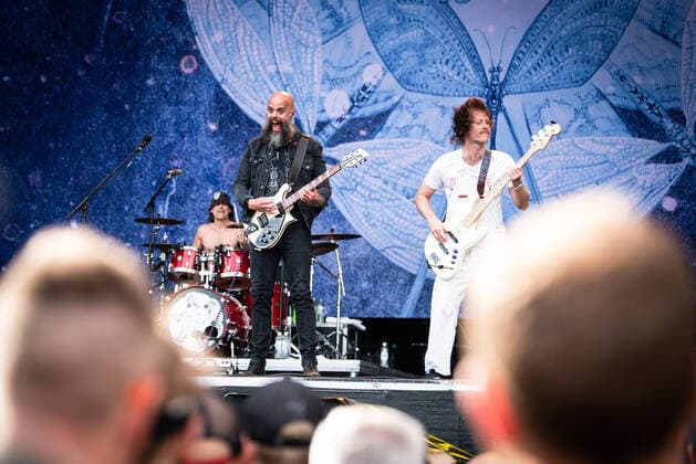 Baroness live at Tons of Rock 2022, Oslo, Norway Oslo, Norway. 23rd, June 2022. The American heavy metal band Baroness performs a live concert during the Norwegian music festival Tons of Rock 2022 in Oslo. Here vocalist and guitarist John Baizley is seen live on stage with bass player Nick Jost (R). Oslo Norway  Copyright: xGonzalesxPhoto Jan-ErikxEriksenx