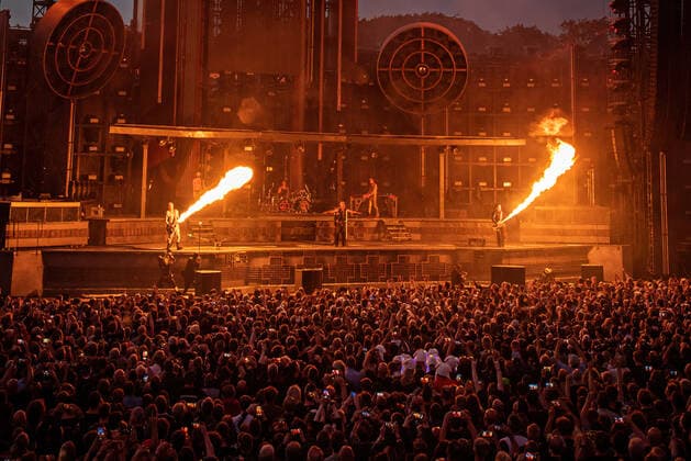 Rammstein Konzert in Aarhus Rammstein live in Aarhus, Denmark Aarhus, Denmark. 22nd, June 2022. The German industrial metal band Rammstein performs a live concert at Ceres Park in Aarhus. Aarhus Denmark  Copyright: xGonzalesxPhoto SebastianxDammarkx