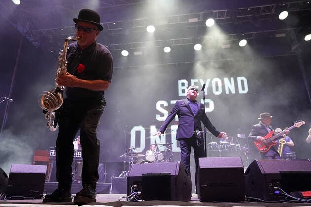 Madness in concert during Las Noches del Botanico. June 23, 2022. (1012759553)