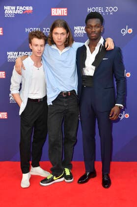 Jonas Holdenrieder, Milan Herms and Bless Amada at the Bunte New Faces Awards Film 2022 at the Delphi Filmpalast Berlin, 23 06 2022 Foto:xN.xKubelkax xFuturexImage