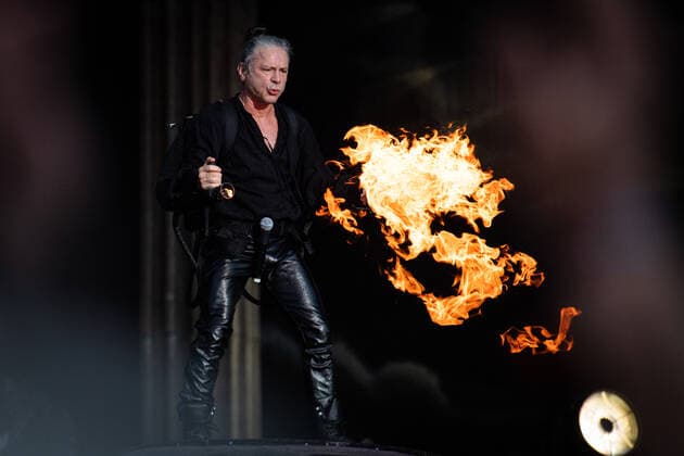 Iron Maiden live at Tons of Rock, Oslo, Norway Oslo, Norway. 23rd, June 2022. The English heavy metal band Iron Maiden performs a live concert during the Norwegian music festival Tons of Rock 2022 in Oslo. Here vocalist Bruce Dickinson is seen live on stage. Oslo Norway  Copyright: xGonzalesxPhoto Jan-ErikxEriksenx