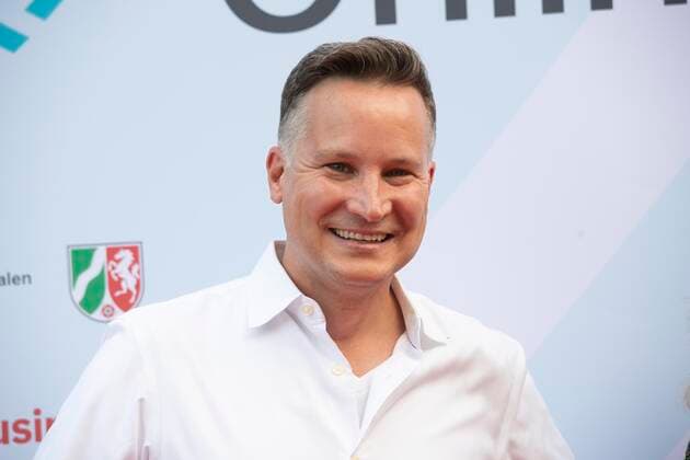 Richard GUTJAHR, journalist, red carpet, red carpet show, presentation of the Grimme Online Awards 2022 on 23 06 2022 in the Flora Koeln,