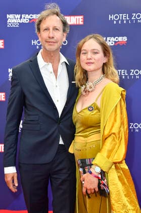 Sofie Eifertinger with company at the Bunte New Faces Awards Film 2022 at the Delphi Filmpalast Berlin, 23 06 2022 Foto:xN.xKubelkax xFuturexImage