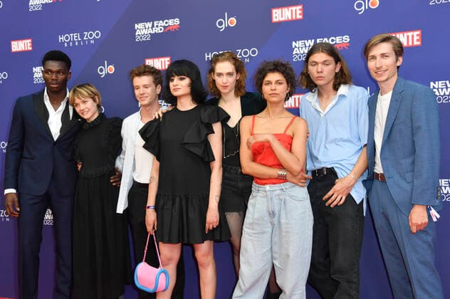 Bless Amada, Lea Drinda, Jonas Holdenrieder, Kurdwin Ayub, Lia von Blarer, Naemi Florez, Milan Herms and Pascal Schröder at the Bunte New Faces Awards Film 2022 at the Delphi Filmpalast Berlin, 23 06 2022 Foto:xN.xKubelkax xFuturexImage