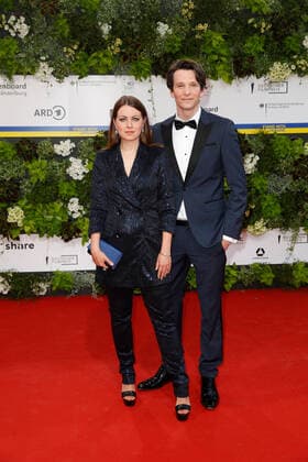 German Film Award 2022 on the red carpet at the Lola German Film Award 2021 ceremony at the Palais am Funkturm in Messe Berlin Copyright: xEventpressxGolejewskix