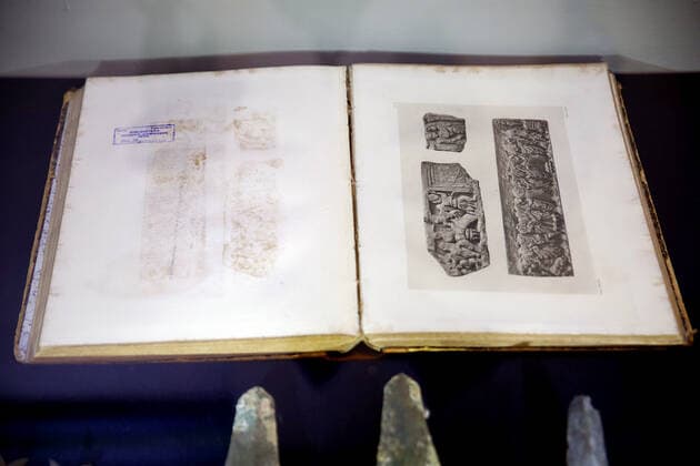 KYIV, UKRAINE - JUNE 24, 2022 - The Sarcophagi of Gaul book from the library of the Khersones Tavriiskyi and female jewellery from the burials in western Crimea dating back to the early Middle Ages are part of the largest collection of antiquities confiscated since Ukraine s independence from ex-MP Valerii Horbatov during authorized searches on display at the National Museum of the History of Ukraine, Kyiv, capital of Ukraine. This photo cannot be distributed in the Russian Federation. Largest collection of antiquities in Ukraine?s history confiscated from ex-MP presented in Kyiv  Copyright: xRuslanxKaniukax