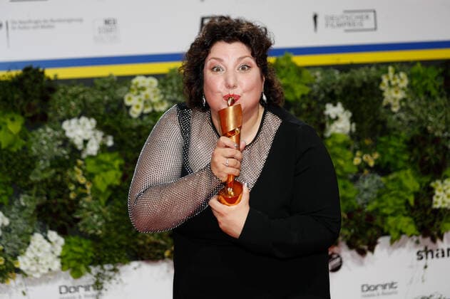 German Film Award 2022 Meltem Kaptan on the red carpet at the Lola German Film Award 2021 ceremony at the Palais am Funkturm in Messe Berlin Copyright: xEventpressxGolejewskix