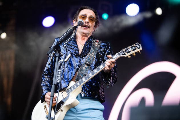 The Darkness live at Tons of Rock 2022, Oslo, Norway Oslo, Norway. 24th, June 2022. The British rock band The Darkness performs a live concert during the Norwegian music festival Tons of Rock 2022 in Oslo. Here vocalist and guitarist Justin Hawkins is seen live on stage. Oslo Norway  Copyright: xGonzalesxPhoto Jan-ErikxEriksenx