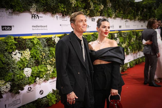 German Film Award 2022 Matthias Schweighöfer with Ruby O Fee German Film Award 2022 ceremony at the Palais am Funkturm in Berlin Copyright: xEventpressxFuhrx