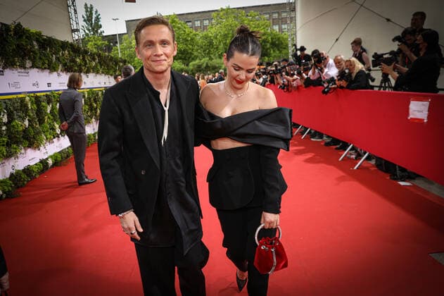 German Film Award 2022 Matthias Schweighöfer with Ruby O Fee German Film Award 2022 ceremony at the Palais am Funkturm in Berlin Copyright: xEventpressxFuhrx