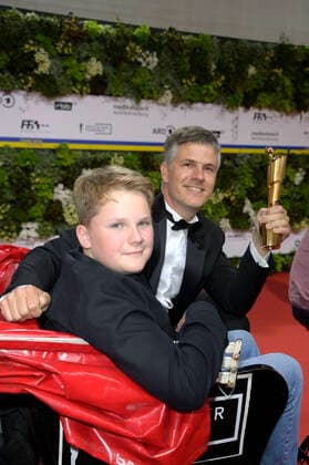 Julius Weckauf and Daniel Ehrenberg at the 72 German Film Awards 2022 ceremony at the Palais am Funkturm in Messe Berlin Berlin, 24 06 2022 Foto:xF.xKernx xFuturexImage