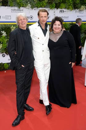 Andreas Dresen, Alexander Scheer and Meltem Kaptan at the 72 German Film Awards 2022 ceremony at the Palais am Funkturm in Messe Berlin Berlin, 24 06 2022 Foto:xF.xKernx xFuturexImage