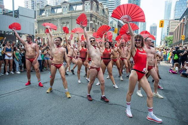 June 26, 2022, Toronto, ON, Canada: People march in the Pride parade marking the return of in-person festivities for the annual LGBTQ celebration, in Toronto, Sunday, June 26, 2022. Toronto Canada  - ZUMAc35_ 20220626_zaf_c35_077 Copyright: xEduardoxLimax