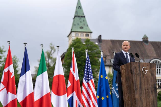 Abschlusspressekonferenz des G7 Gipfel auf Schloss Elmau Aktuell, 28.06.2022, Schloss Elmau, Olaf Scholz Bundeskanzler Praesidentschaft G7 Deutschland im Portrait bei der Pressekonferenz zum Abschluss des G7 Treffen auf Schloss Elmau im Rahmen der deutschen Praesidentschaft Schloss Elmau Bayern Deutschland *** Closing press conference of the G7 Summit at Elmau Castle Current, 28 06 2022, Elmau Castle, Olaf Scholz Federal Chancellor Presidency G7 Germany in portrait at the press conference at the end of the G7 meeting at Elmau Castle in the context of the German Presidency Elmau Castle Bavaria Germany