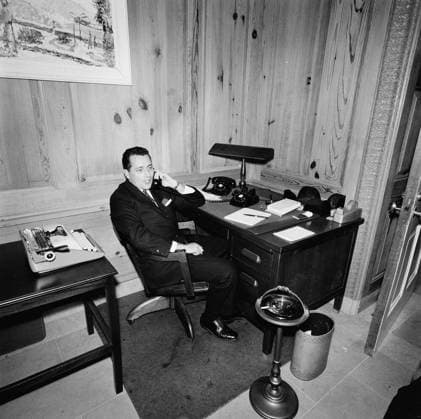 Special Agent Clint Hill in Map Room. White House Secret Service agent, Clint Hill, sits at his desk in the Map Room of the White House, Washington, D.C. Copyright: xpiemagsx