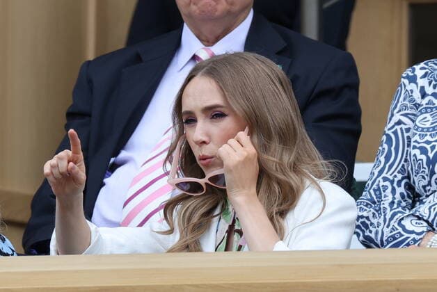 . 29 06 2022. London, United Kingdom. Rose Ayling-Ellis on day three of the Wimbledon Tennis Championships in London.  xStephenxLockx xi-Imagesx IIM-23562-0031