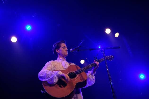 06 28 2022 xkhx Kassel Kulturzelt concert Kat Frankie Australian singer songwriter and guitarist