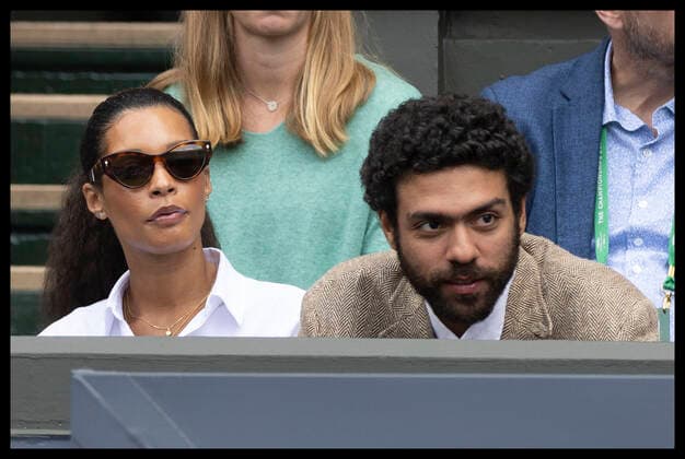 Tennis, Wimbledon, Tag 3, Noah Becker und Lilian de Carvalho Monteiro, Freundin von Boris Becker . 29 06 2022. London, United Kingdom. Boris BeckerÕs girlfriend Lilly de Carvalho and son Noah on day three of the Wimbledon Tennis Championships in London.  xStephenxLockx xi-Imagesx IIM-23562-0079