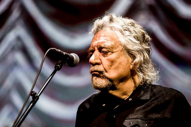 Robert Plant & Alison Krauss live at Roskilde Festival 2022, Roskilde, Denmark Roskilde, Denmark. 29th, June 2022. The English singer, songwriter and musician Robert Plant (pictured) performs a live concert with the American singer and songwriter Alison Krauss during the Danish music festival Roskilde Festival 2022 in Roskilde. Roskilde Denmark  Copyright: xGonzalesxPhoto LassexLagonix