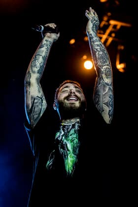 Post Malone live at Roskilde Festival 2022, Roskilde, Denmark Roskilde, Denmark. 29th, June 2022. The American rapper and lyricist Post Malone performs a live concert during the Danish music festival Roskilde Festival 2022 in Roskilde. Roskilde Denmark  Copyright: xGonzalesxPhoto LassexLagonix