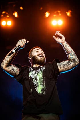 Post Malone live at Roskilde Festival 2022, Roskilde, Denmark Roskilde, Denmark. 29th, June 2022. The American rapper and lyricist Post Malone performs a live concert during the Danish music festival Roskilde Festival 2022 in Roskilde. Roskilde Denmark  Copyright: xGonzalesxPhoto ChristianxHjorthx