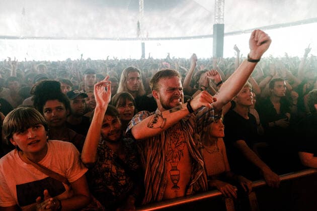 Fontaines D.C. live at Roskilde Festival 2022, Roskilde, Denmark Roskilde, Denmark. 29th, June 2022. Concert goers attend a live concert with the Irish post-punk band Fontaines D.C. during the Danish music festival Roskilde Festival 2022 in Roskilde. Roskilde Denmark  Copyright: xGonzalesxPhoto MalthexIvarssonx
