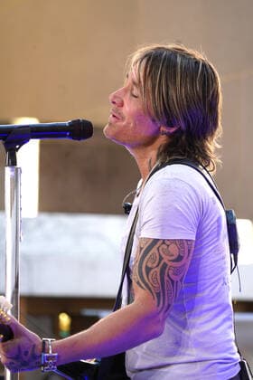 June 30, 2022, New York, NY, USA: KEITH URBAN performs at the Citi Concert Series on the Today Show,.Rockefeller Plaza, NYC.June 30, 2022. New York USA - ZUMAms4_ 20220630_zaf_ms4_011 Copyright: xSoniaxMoskowitzxGordonx
